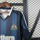 2005-06 Newcastle United Away kit