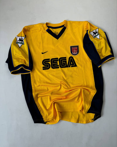 1999 Arsenal away kit