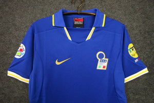 1996 Italy Home kit