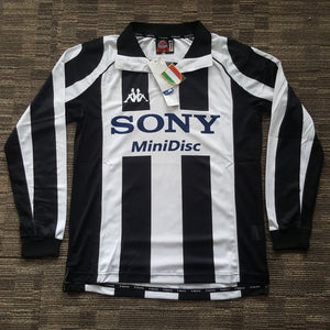 1997-1998 Juventus Home retro kit Long Sleeves
