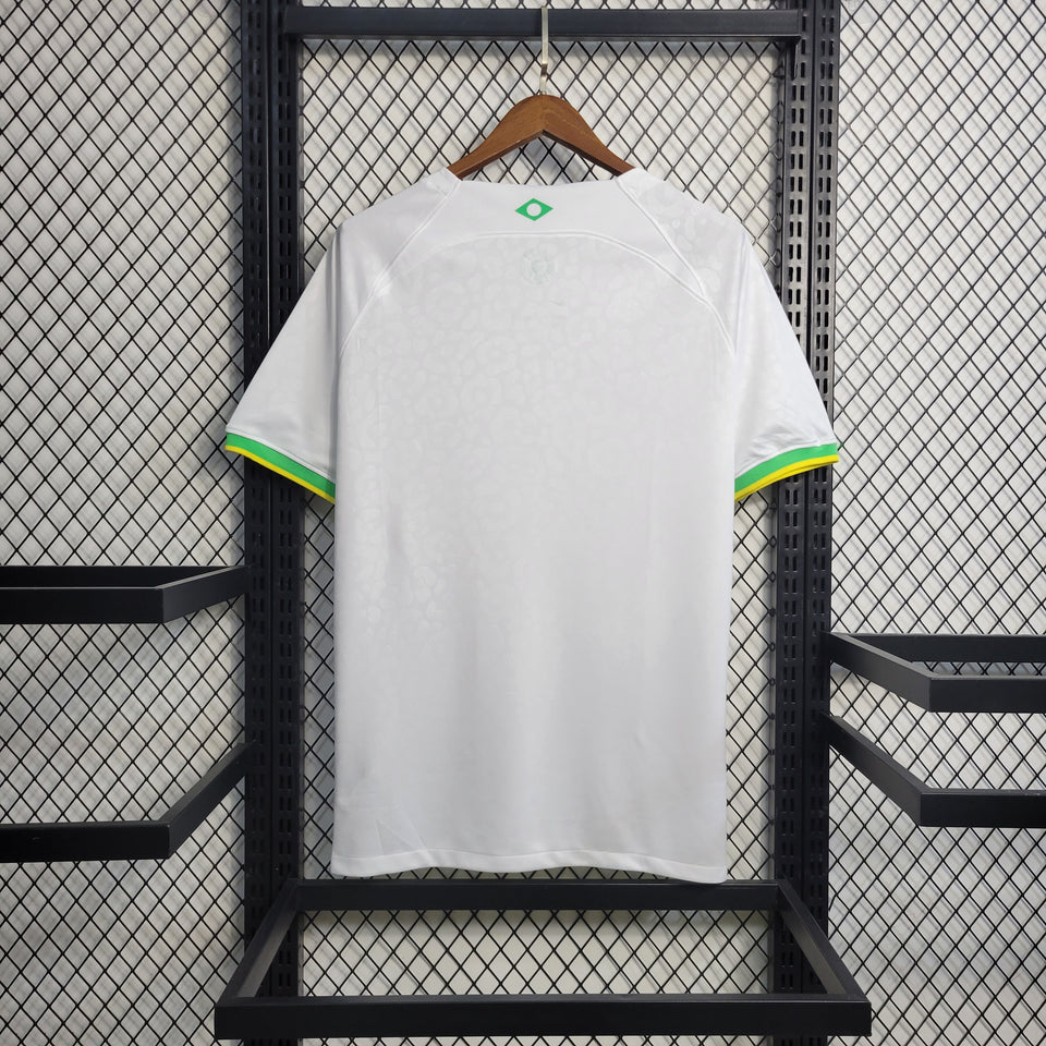 22/23 Brazil White kit