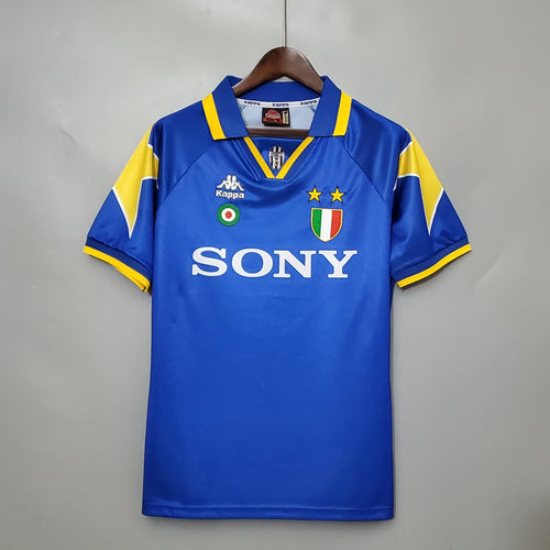 1995-1997 Juventus away retro kit