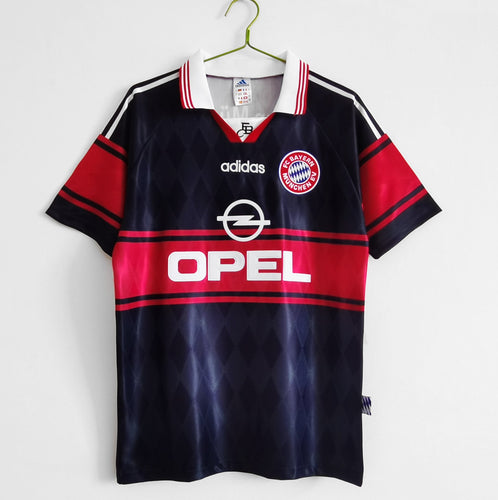 1997/99 Bayern Munich kit