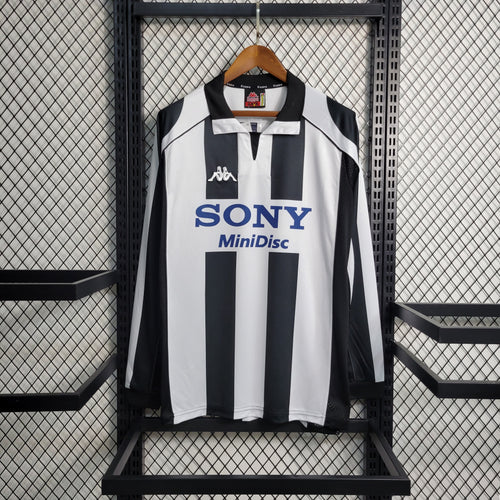 1997-1998 Juventus Home retro kit Long Sleeves