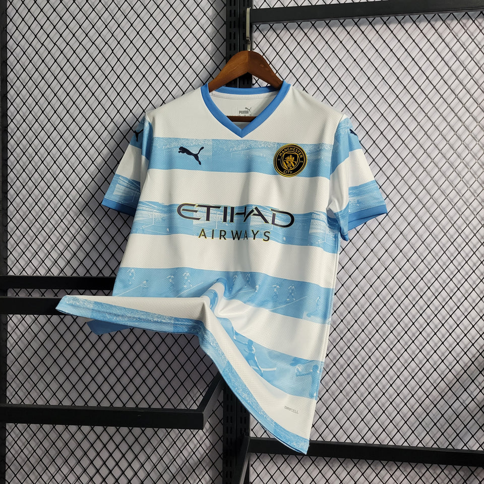 22 / 23 Manchester City commemorative