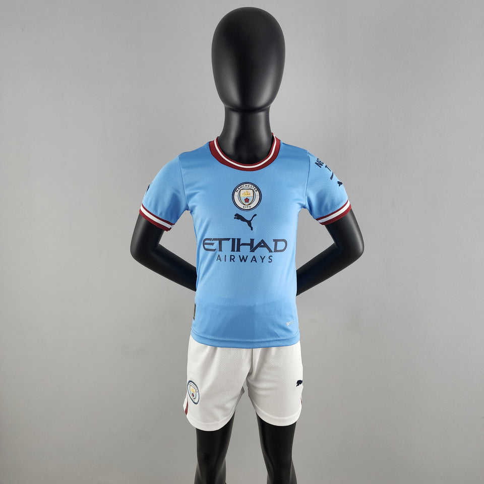 22/23 Manchester City kids kit