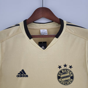 2004/05 Bayern Munich away kit