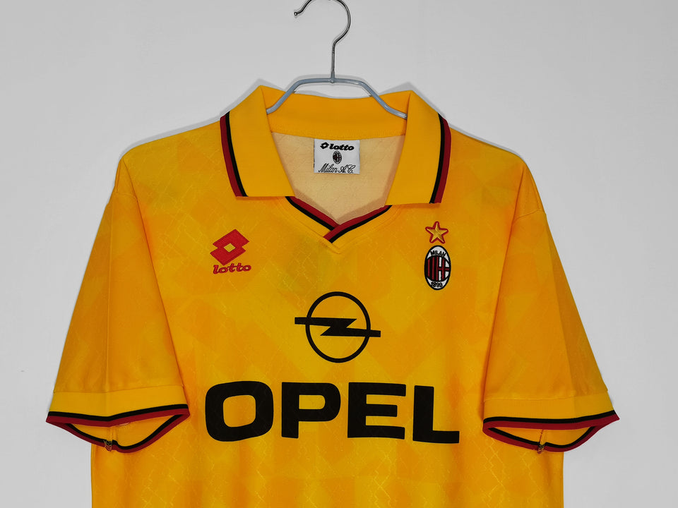 1995/96 Ac Milan away kit