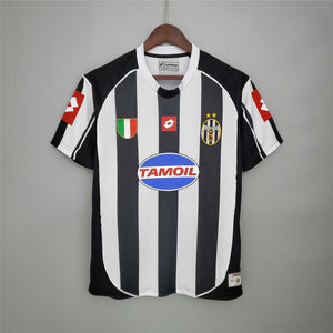 2000-2003 Juventus Home kit
