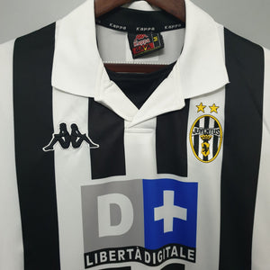 1999-2000 Juventus Home retro kit