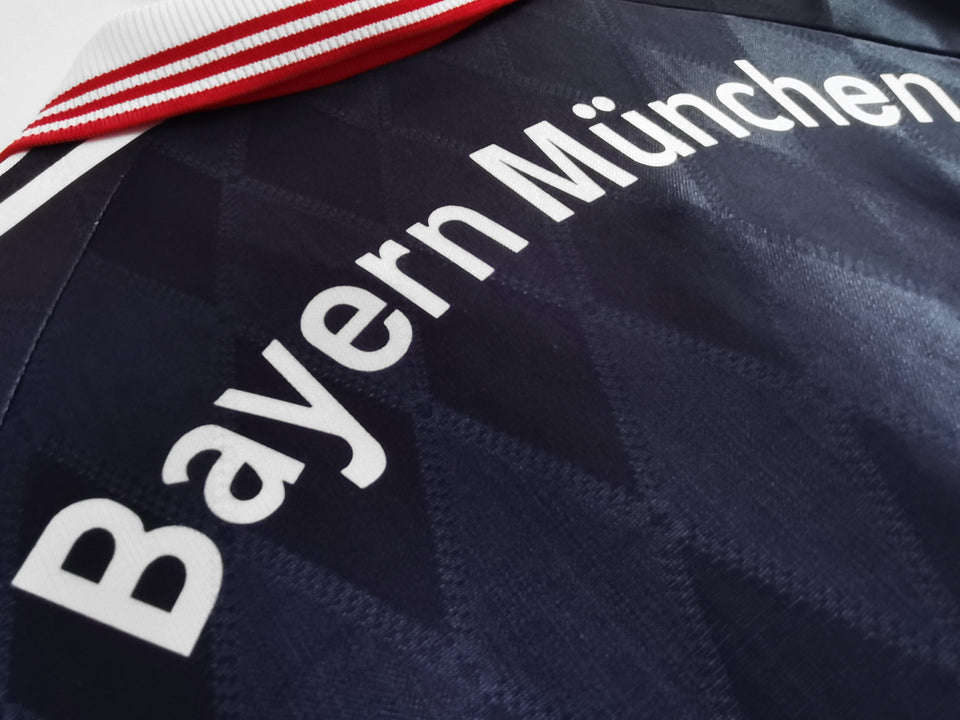 1997/99 Bayern Munich kit