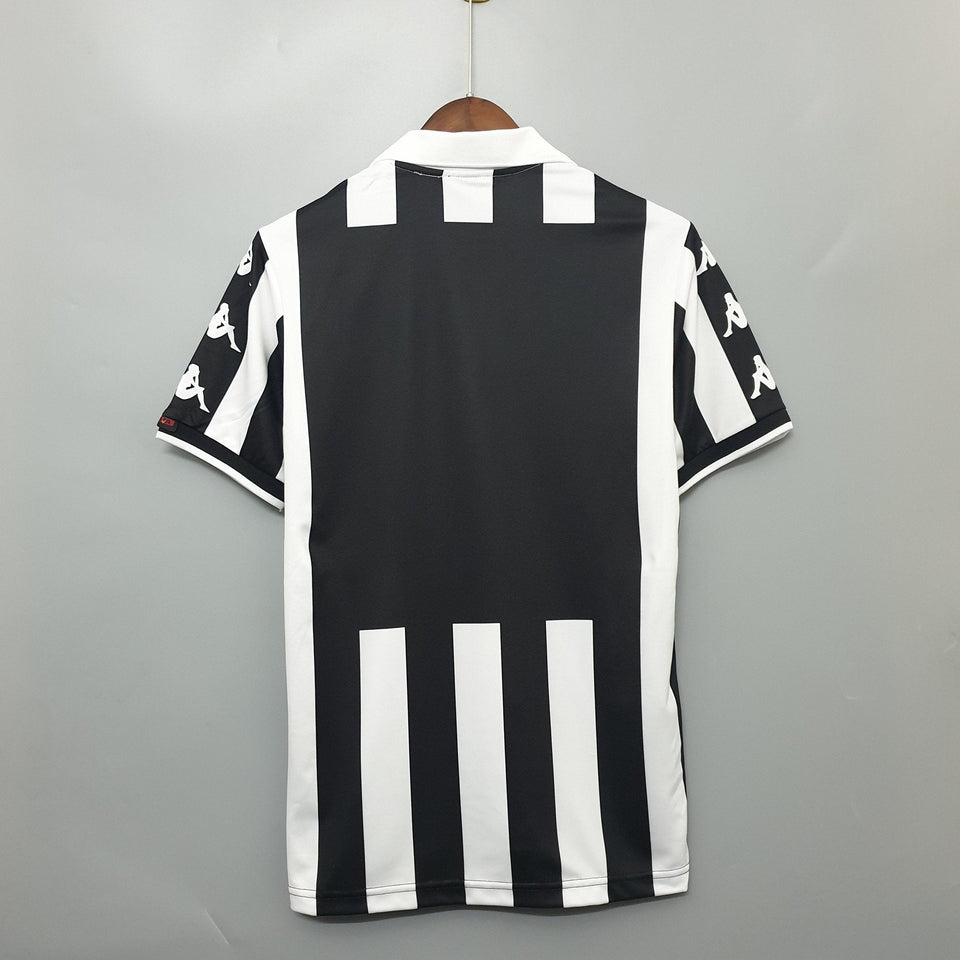 1999-2000 Juventus Home retro kit