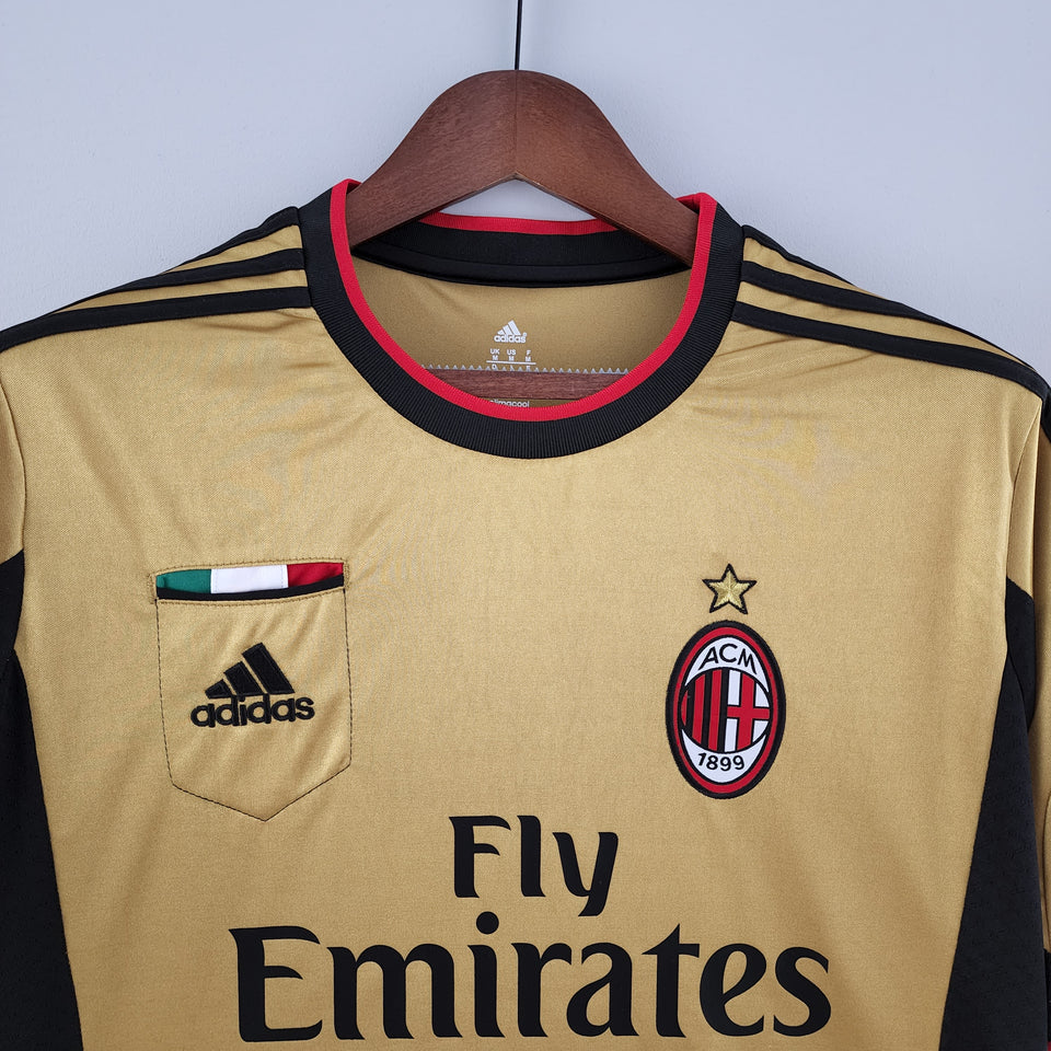 2013/14 AC Milan Golden kit
