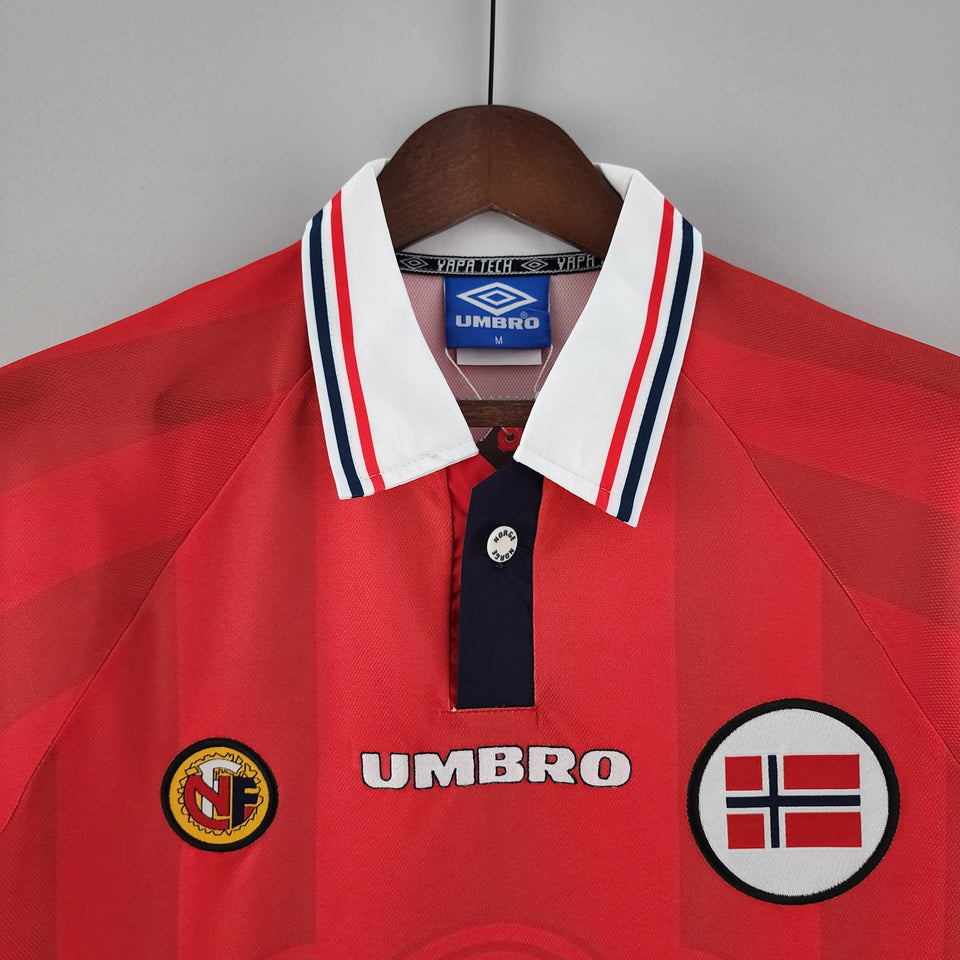 1998/1999 Norway Home kit