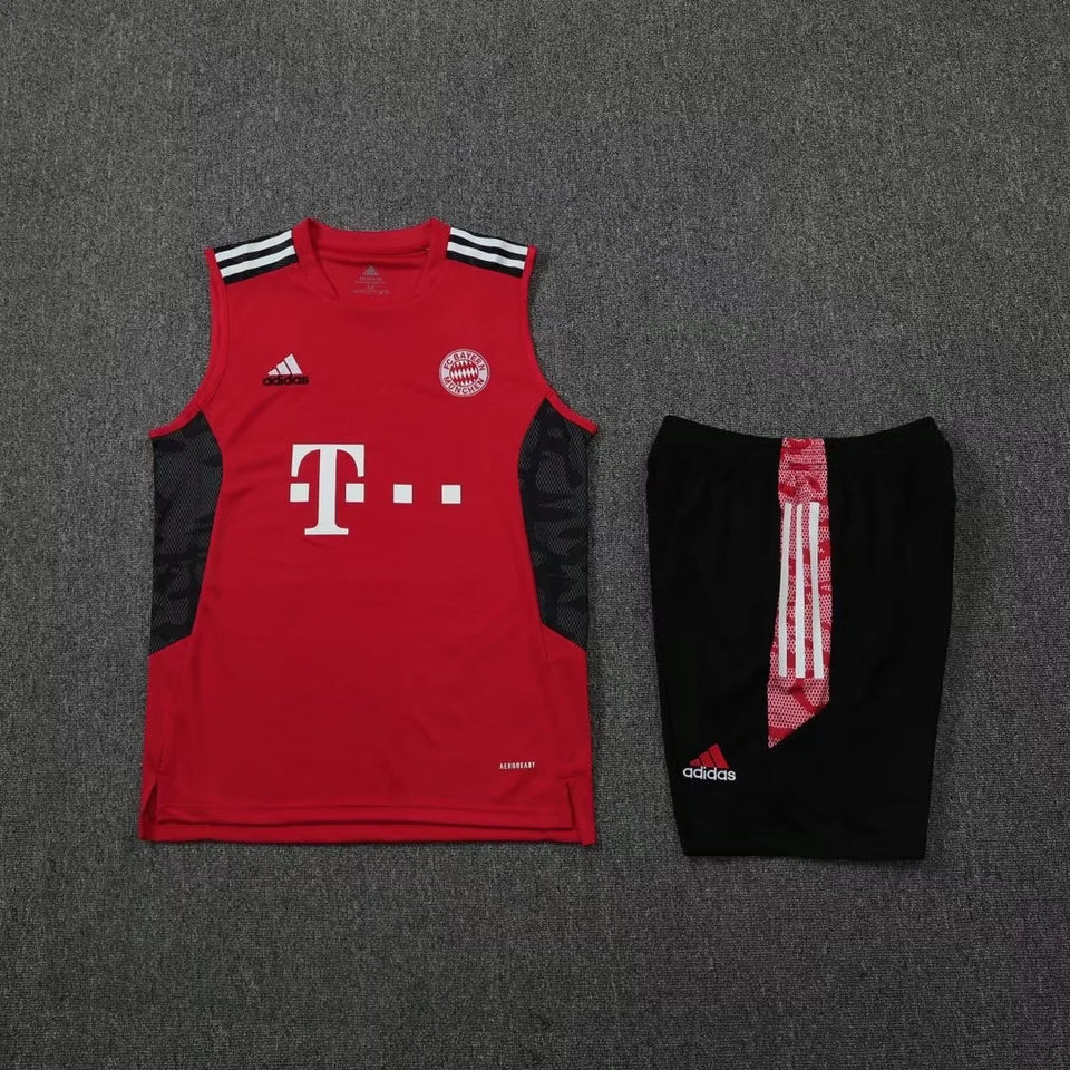 22/23 Bayern Munich pre-match training suit