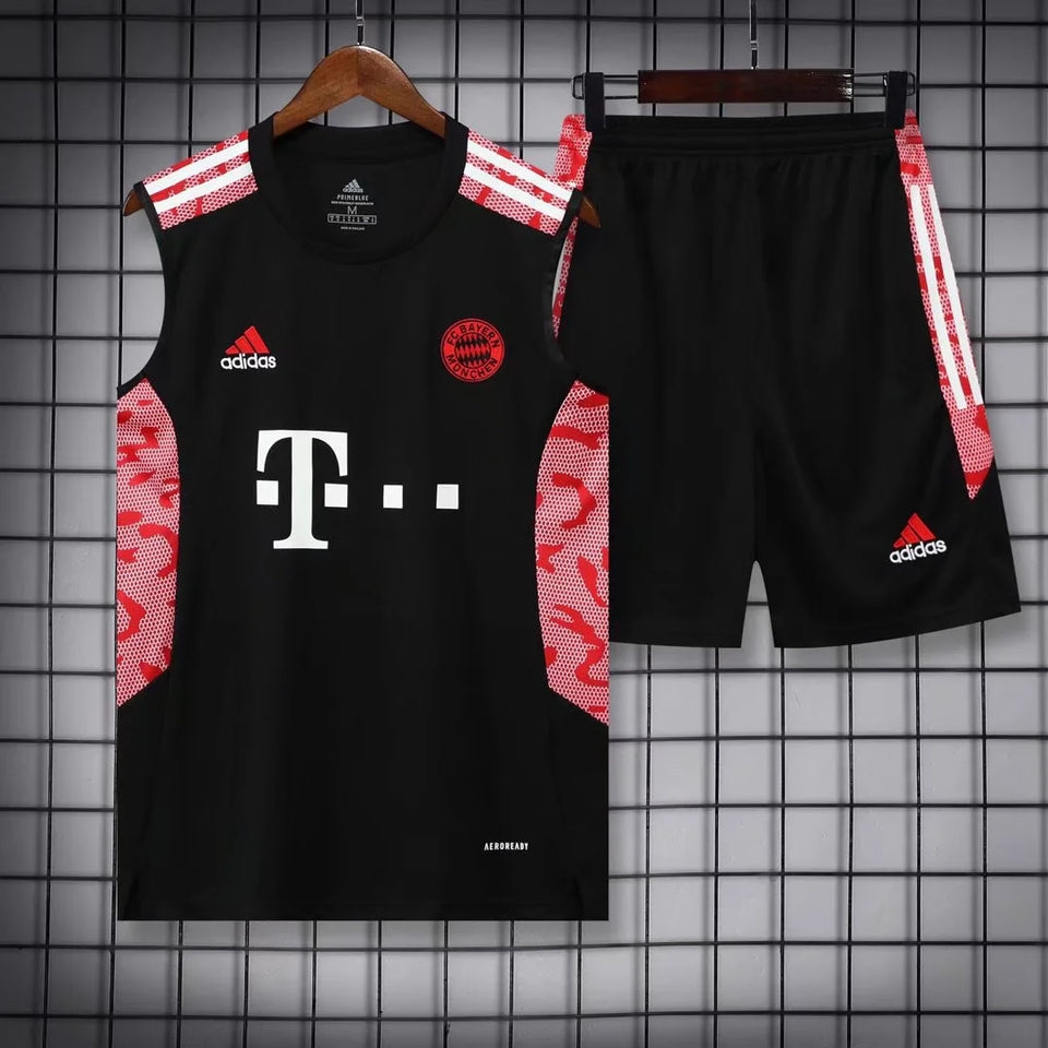 22/23 Bayern Munich pre-match training suit