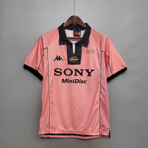 1997-1998 Juventus away retro kit