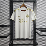 22/23 Bayern Munich Away kit