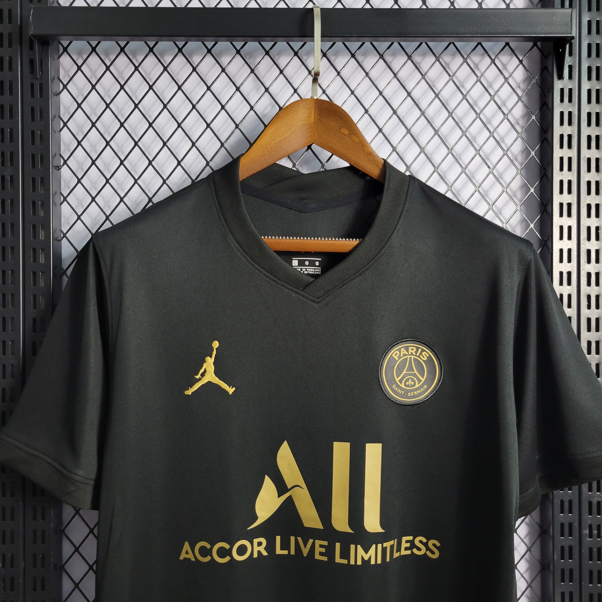 22/23PSG Jordan Black Training Suit – RetrokitStar