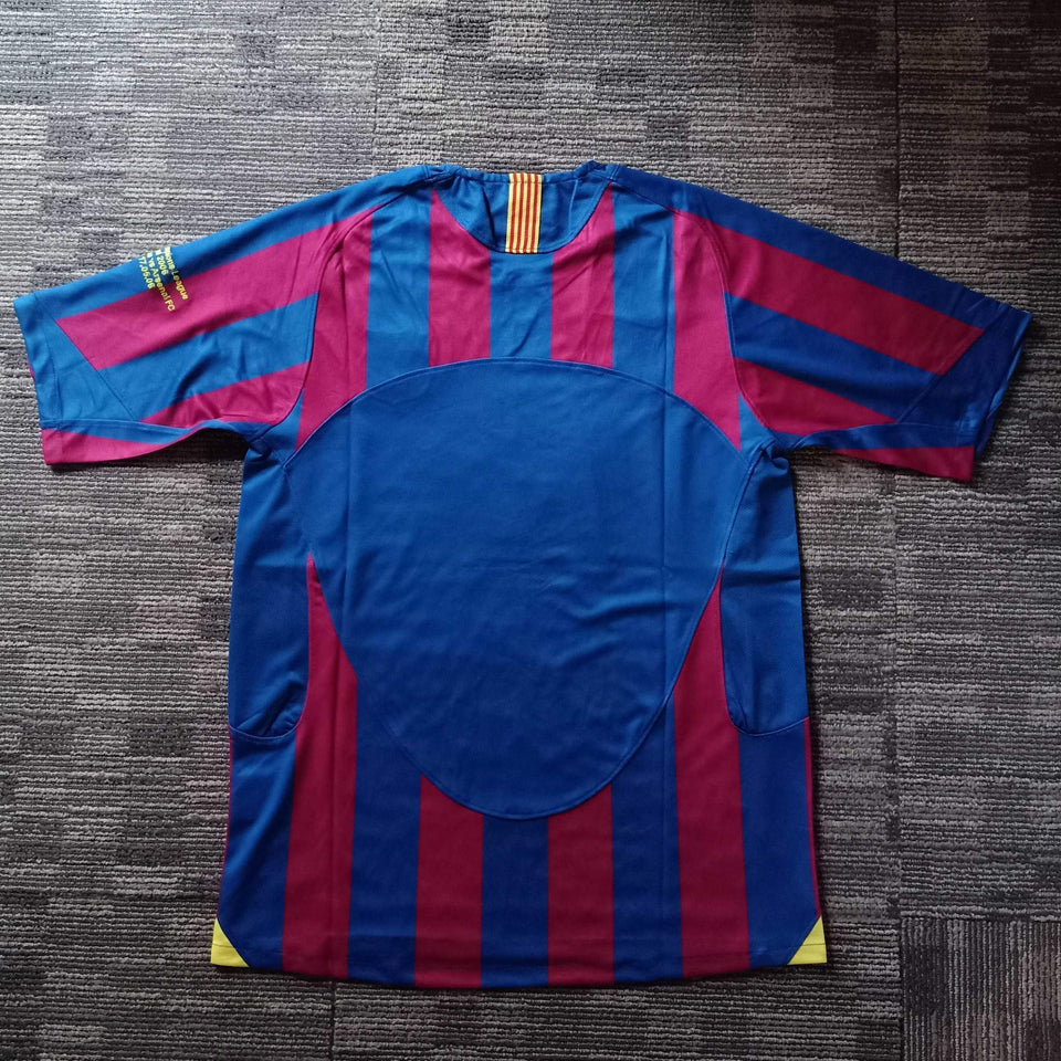 2005-2006 Barcelona home retro kit