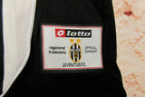 2000-2003 Juventus Home kit