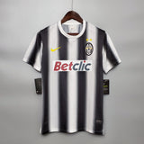 2010-2011 Juventus Home retro kit