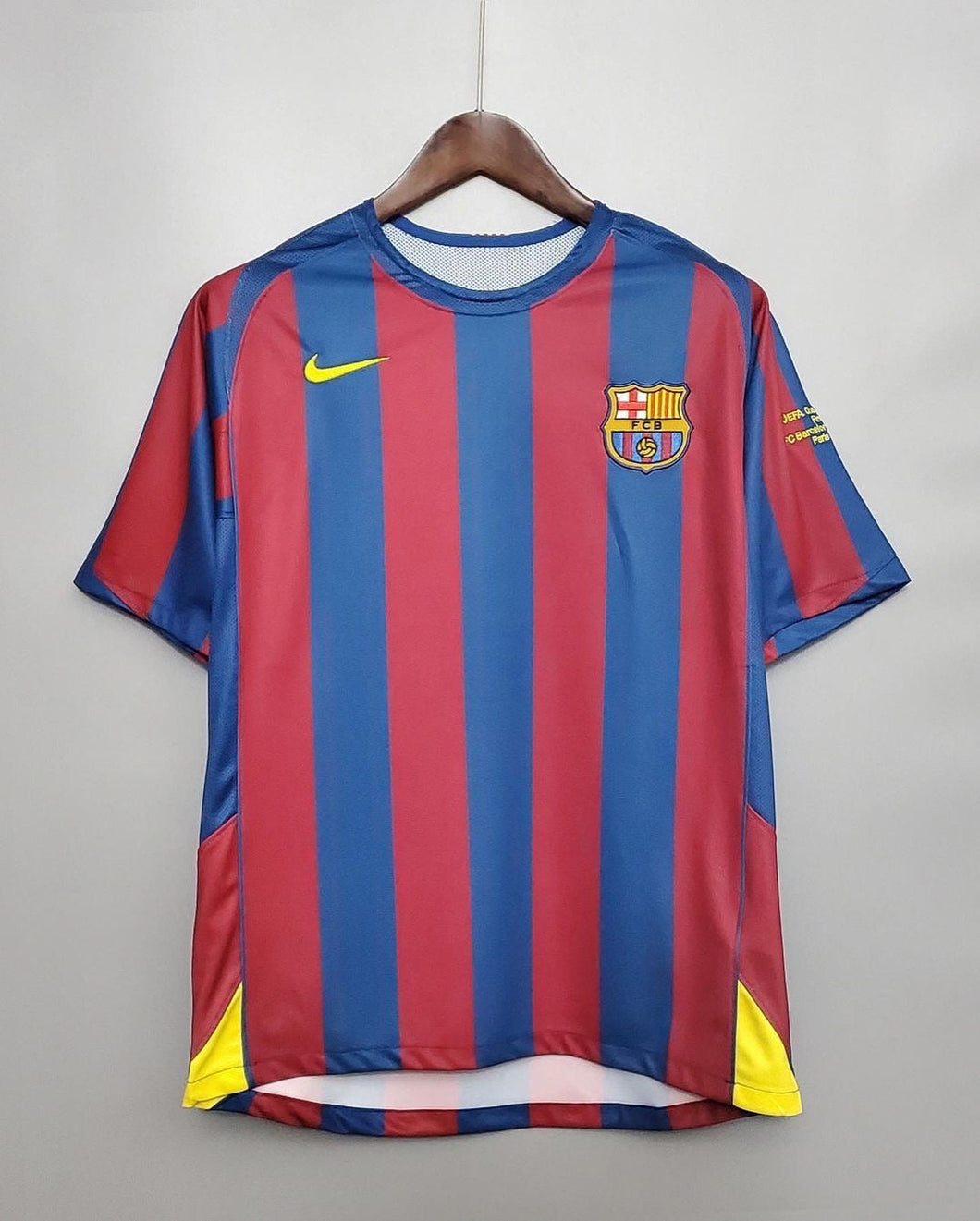 2005-2006 Barcelona home retro kit