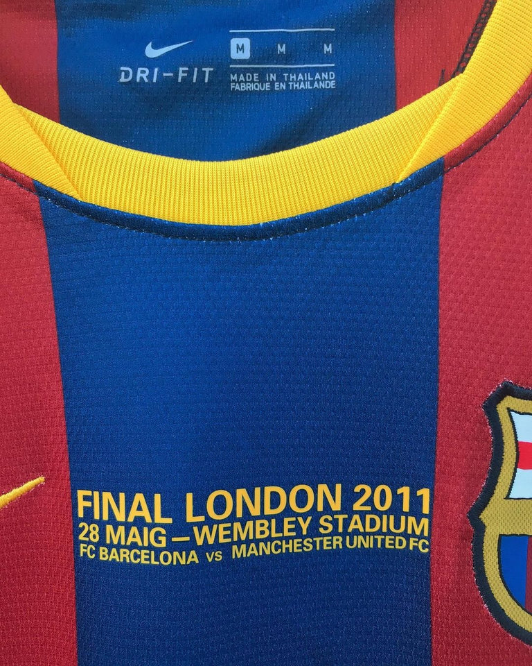 2010/11 Barcelona Final London Home kit